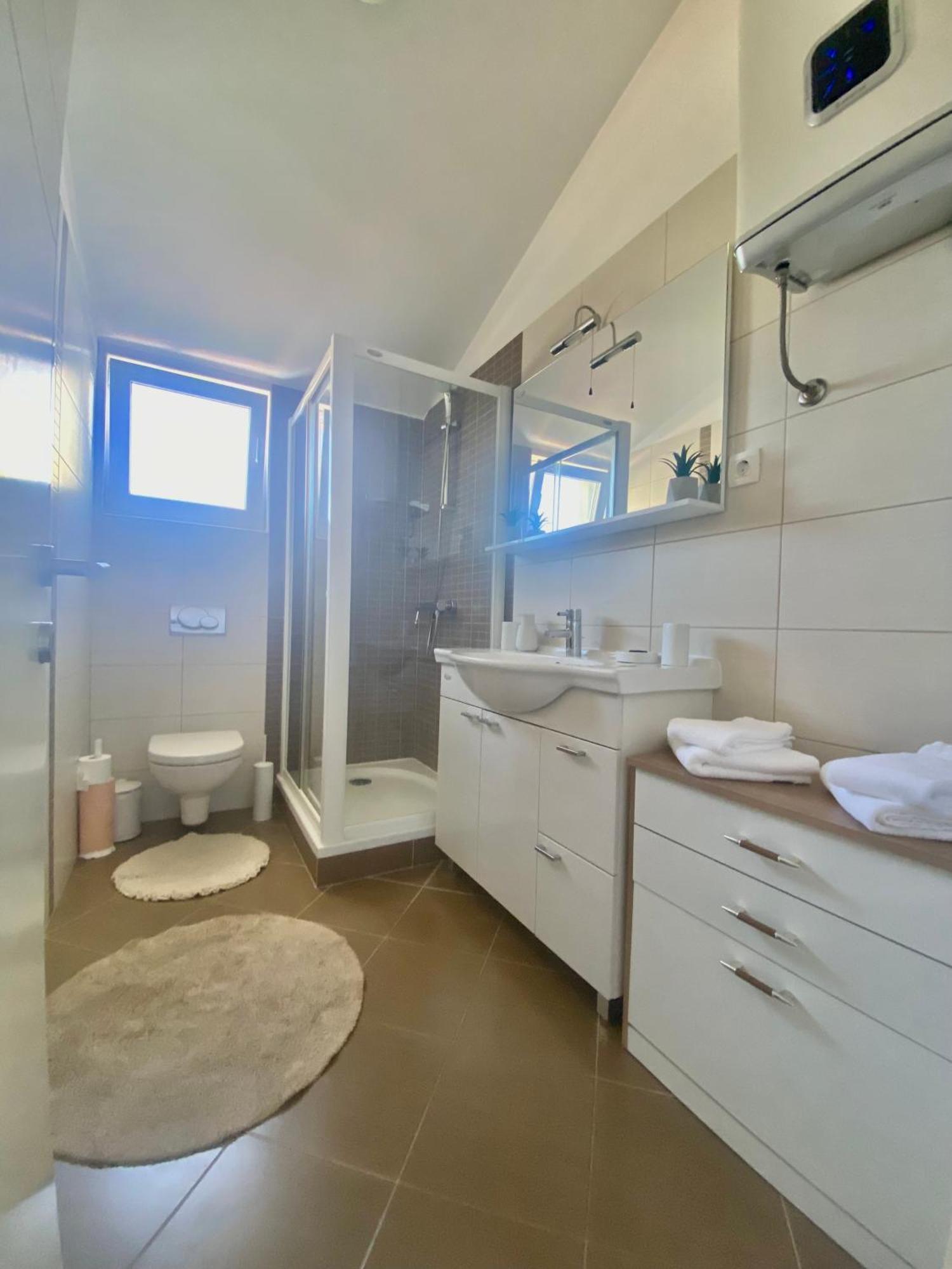 Red Shell Apartment Tribunj (Sibenik-Knin)